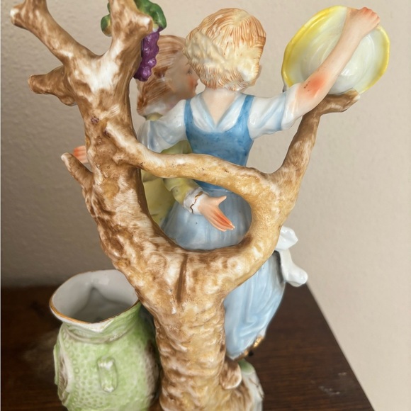 Vintage Ucagco Japan Couple In A Vineyard Gold Trim - Picture 6 of 10